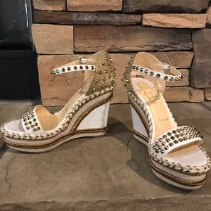 Madmonica Christian louboutin